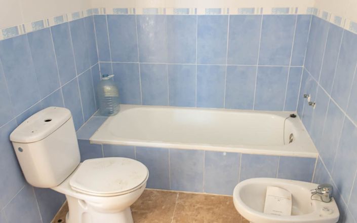 Image No.21-2 Bed House for sale