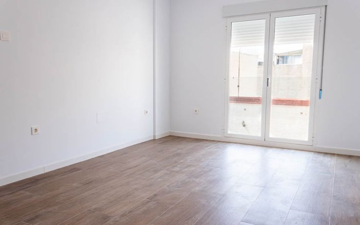 Image No.5-3 Bed House for sale