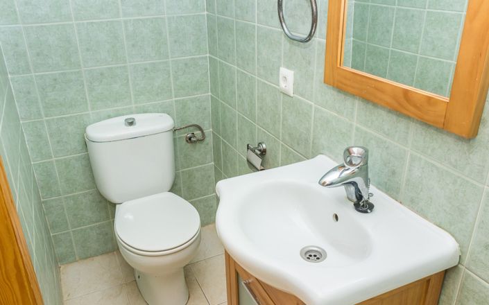 Image No.17-3 Bed House for sale