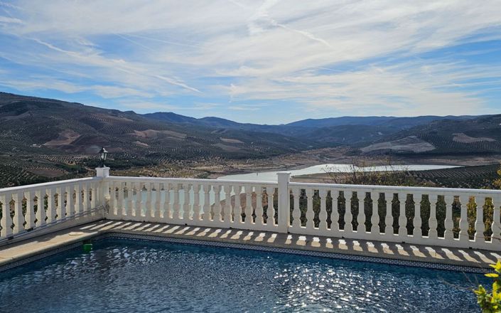 Image No.3-Maison de 5 chambres à vendre à Iznájar