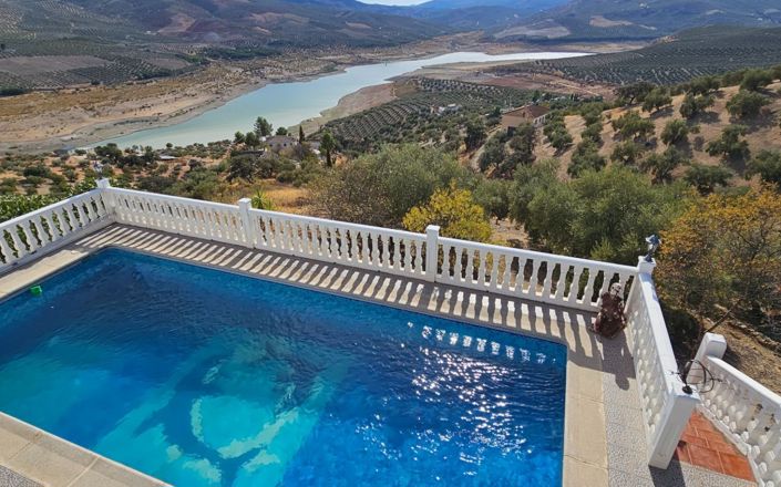 Image No.33-Maison de 5 chambres à vendre à Iznájar