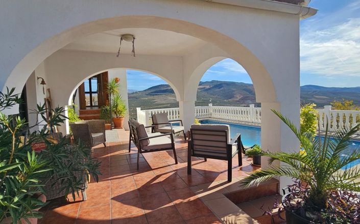 Image No.6-Maison de 5 chambres à vendre à Iznájar