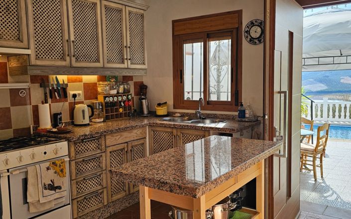 Image No.8-Maison de 5 chambres à vendre à Iznájar