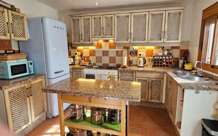 Image No.9-Maison de 5 chambres à vendre à Iznájar