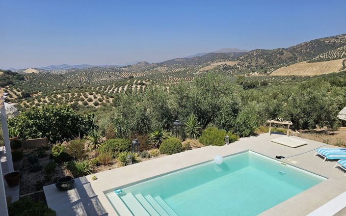 Image No.14-3 Bed House for sale