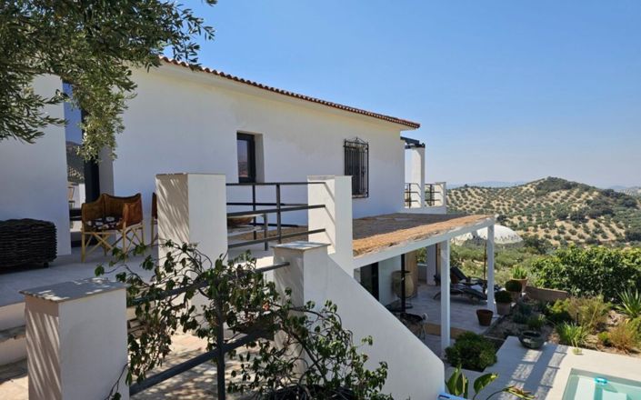 Image No.15-3 Bed House for sale