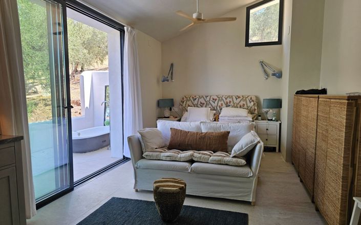 Image No.22-3 Bed House for sale