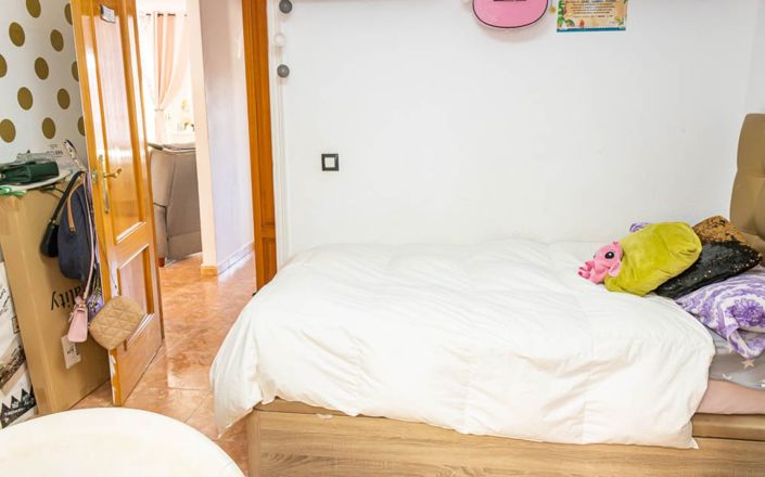 Image No.20-2 Bed House for sale