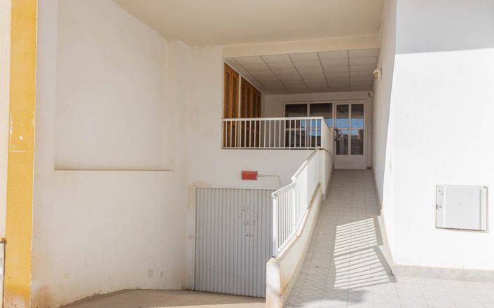 Image No.26-2 Bed House for sale