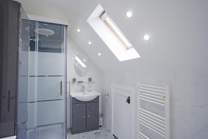 Image No.18-Maison de campagne de 6 chambres à vendre à Langonnet