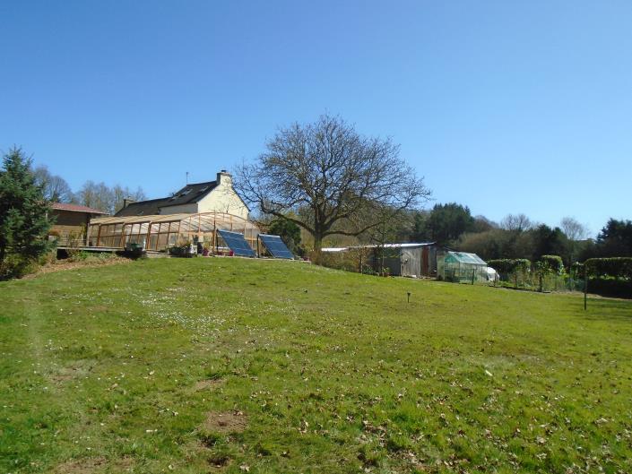 Image No.21-Maison de campagne de 6 chambres à vendre à Langonnet