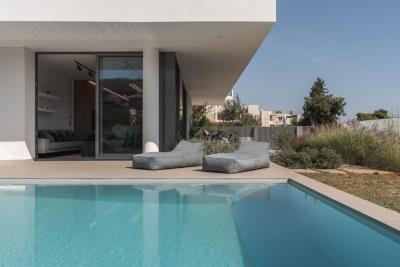 OWNERS-GR-CO-OWN-LUXURY-HOME