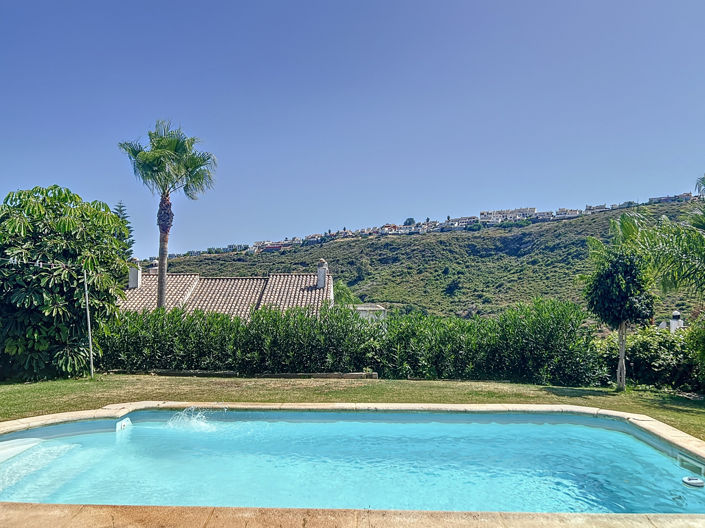 Image No.1-3 Bed House for sale