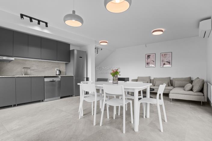 Image No.27-8 Bed Villa for sale