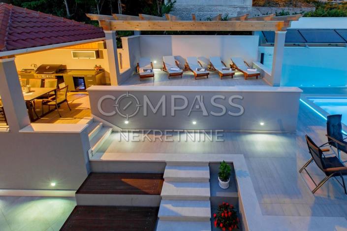 Image No.23-Villa de 4 chambres à vendre à Lokva Rogoznica