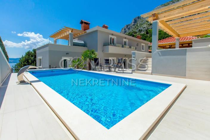 Image No.47-Villa de 4 chambres à vendre à Lokva Rogoznica