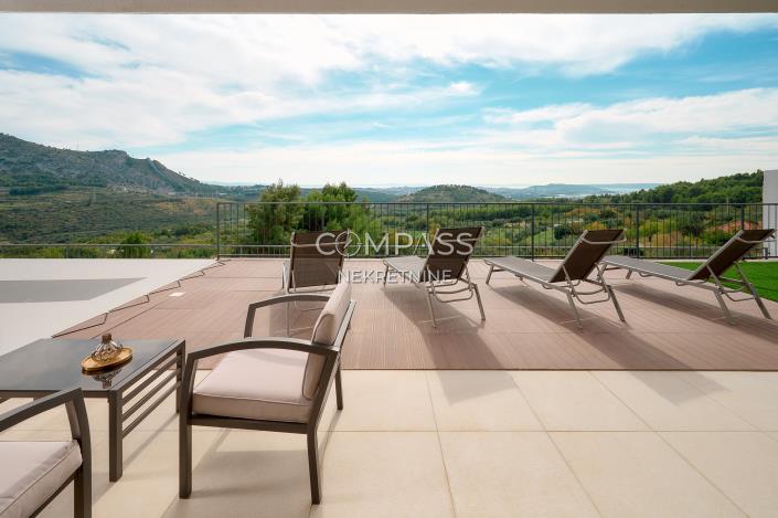 Image No.8-4 Bed Villa for sale