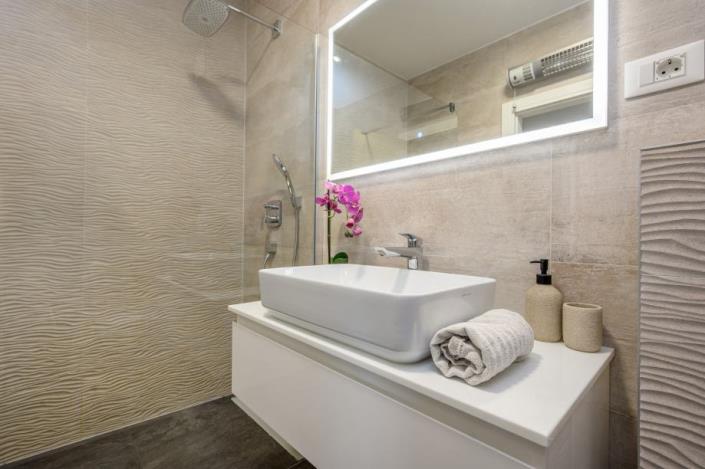 Image No.14-3 Bed Apartment for sale