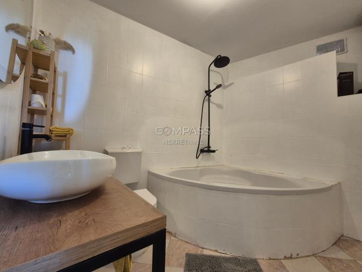 Image No.18-2 Bed Apartment for sale