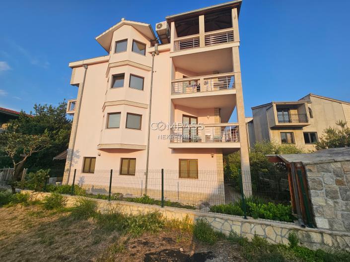 Image No.4-17 Bed House/Villa for sale