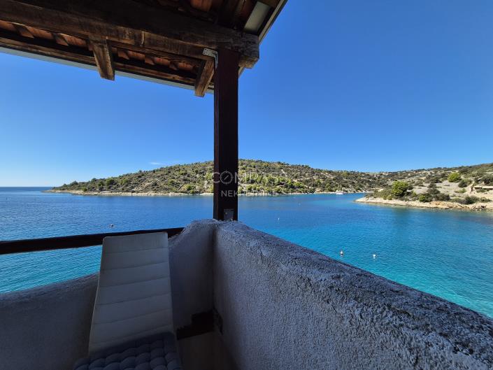 Image No.6-8 Bed Country Property for sale