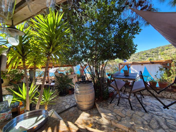 Image No.22-8 Bed Country Property for sale