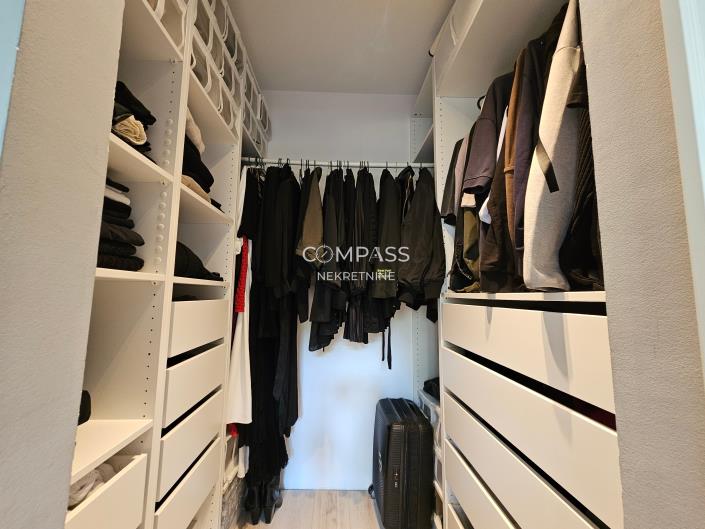 Image No.17-Appartement de 2 chambres à vendre à Split