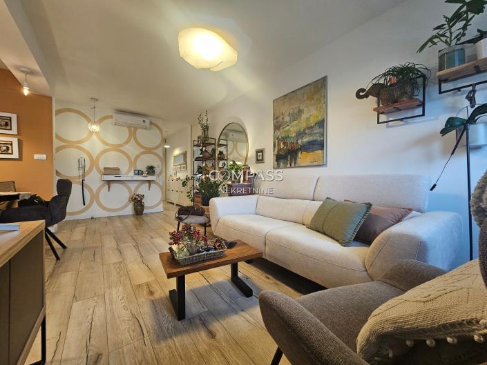 Image No.17-Appartement de 2 chambres à vendre à Split