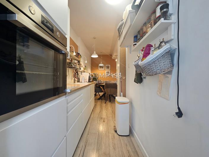 Image No.21-Appartement de 2 chambres à vendre à Split