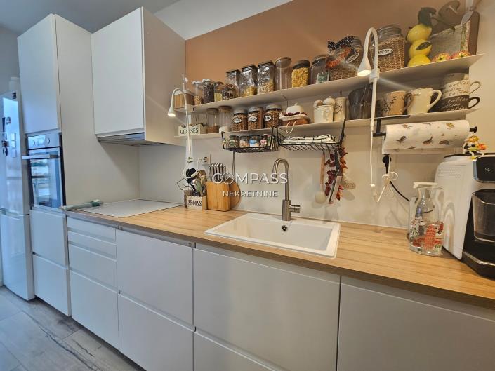 Image No.26-Appartement de 2 chambres à vendre à Split