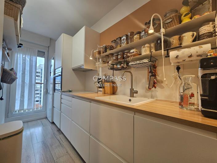 Image No.27-Appartement de 2 chambres à vendre à Split