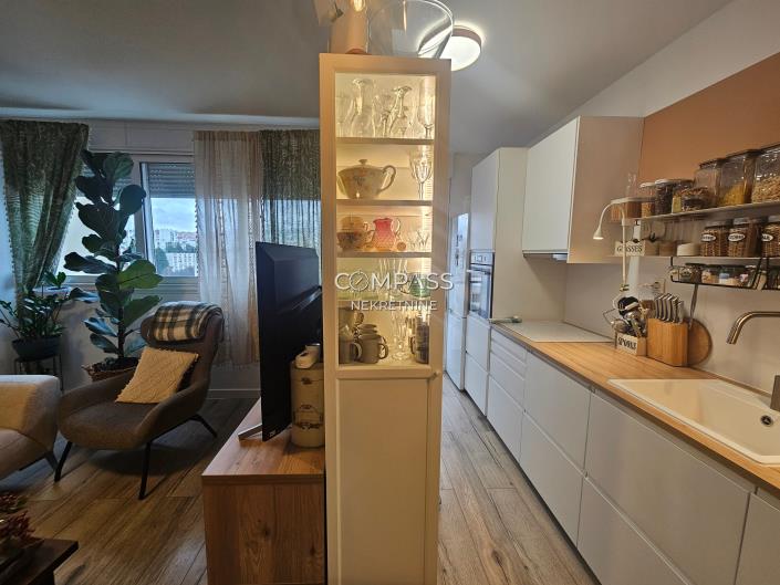 Image No.28-Appartement de 2 chambres à vendre à Split