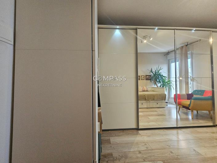 Image No.39-Appartement de 2 chambres à vendre à Split