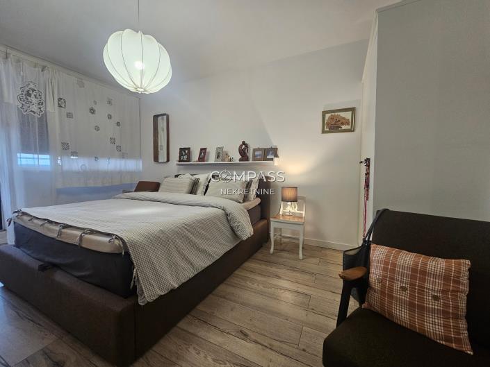 Image No.50-Appartement de 2 chambres à vendre à Split