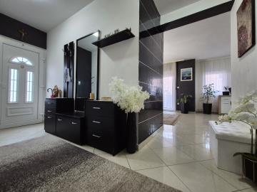 stan-na-prodaju-Makarska_14