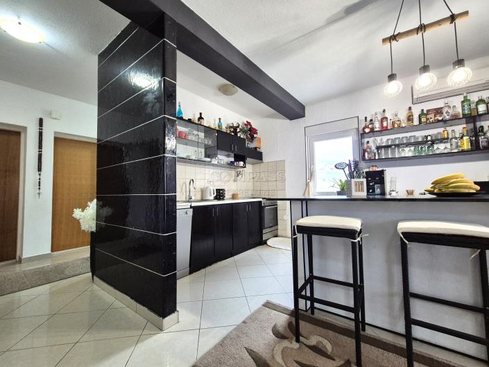 Image No.17-3 Bed Apartment for sale