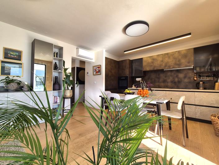 Image No.7-Appartement de 2 chambres à vendre à Split