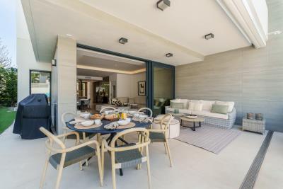 Azure7-living6