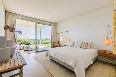 MasterBedroom_2