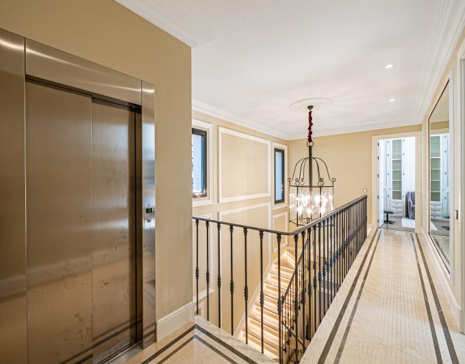 Image No.18-6 Bed Villa for sale