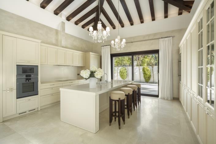 Image No.11-6 Bed Villa for sale