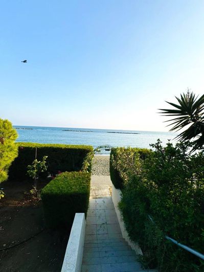 Image No.22-2 Bed Apartment for sale