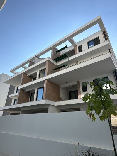 Image No.1-5 Bed Penthouse for sale