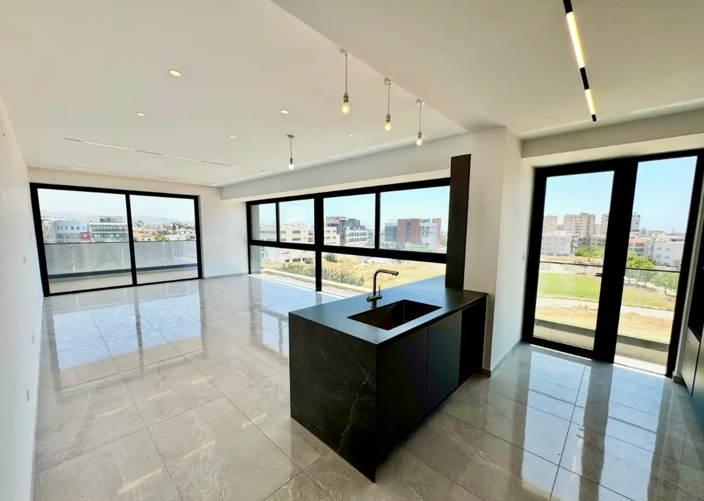 Image No.1-3 Bed Penthouse for sale