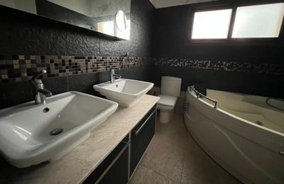 fa2f44e9-c4c6-47d6-bf9f-b7e9822901b3