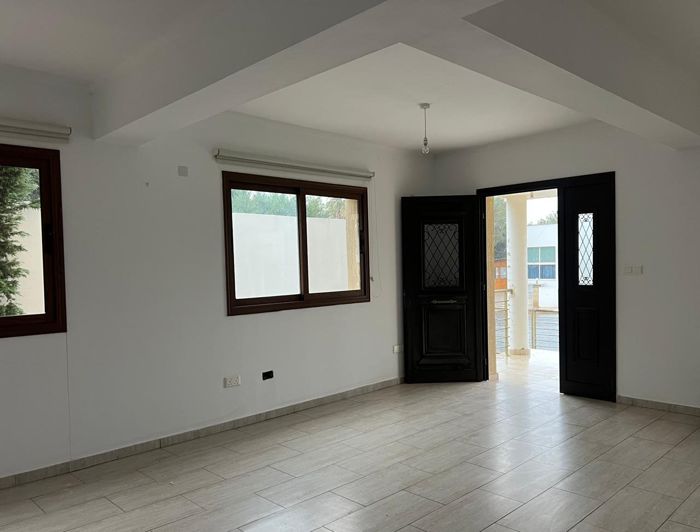 Image No.19-4 Bed Villa for sale