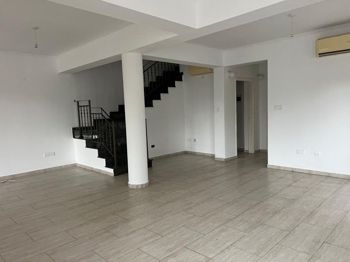 Image No.4-4 Bed Villa for sale