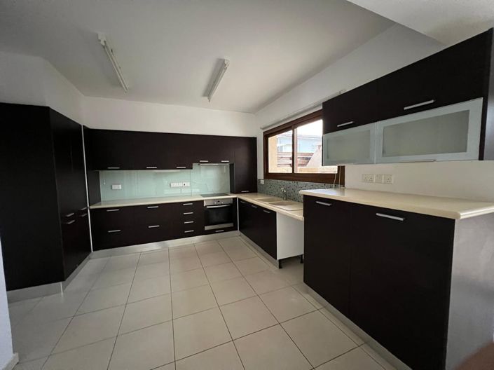 Image No.5-4 Bed Villa for sale