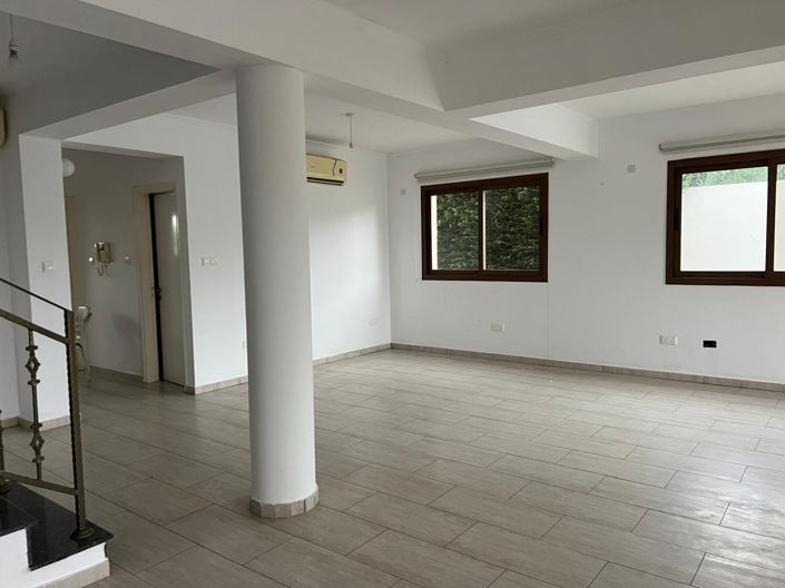 Image No.6-4 Bed Villa for sale