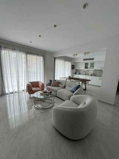 Image No.1-3 Bed Apartment for sale